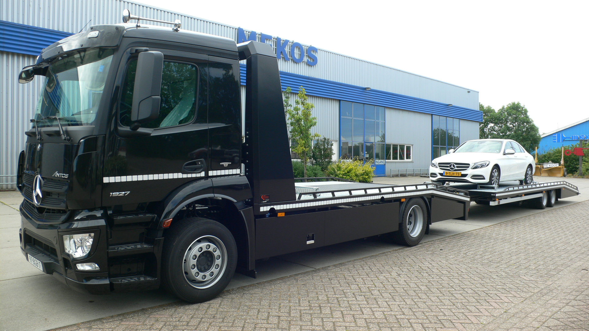 Biemond van wijk mercedes