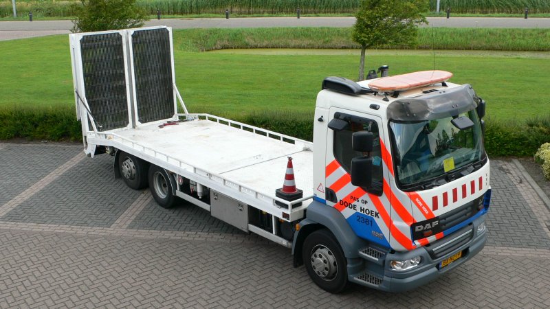 Oprijwagen ? ..................   dan naar Ligthart Schagerbrug....