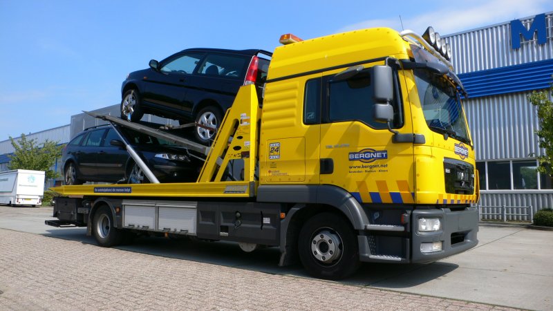 1,2,3,4,5 of 6 auto`s laden ?  .............dan naar Ligthart.....