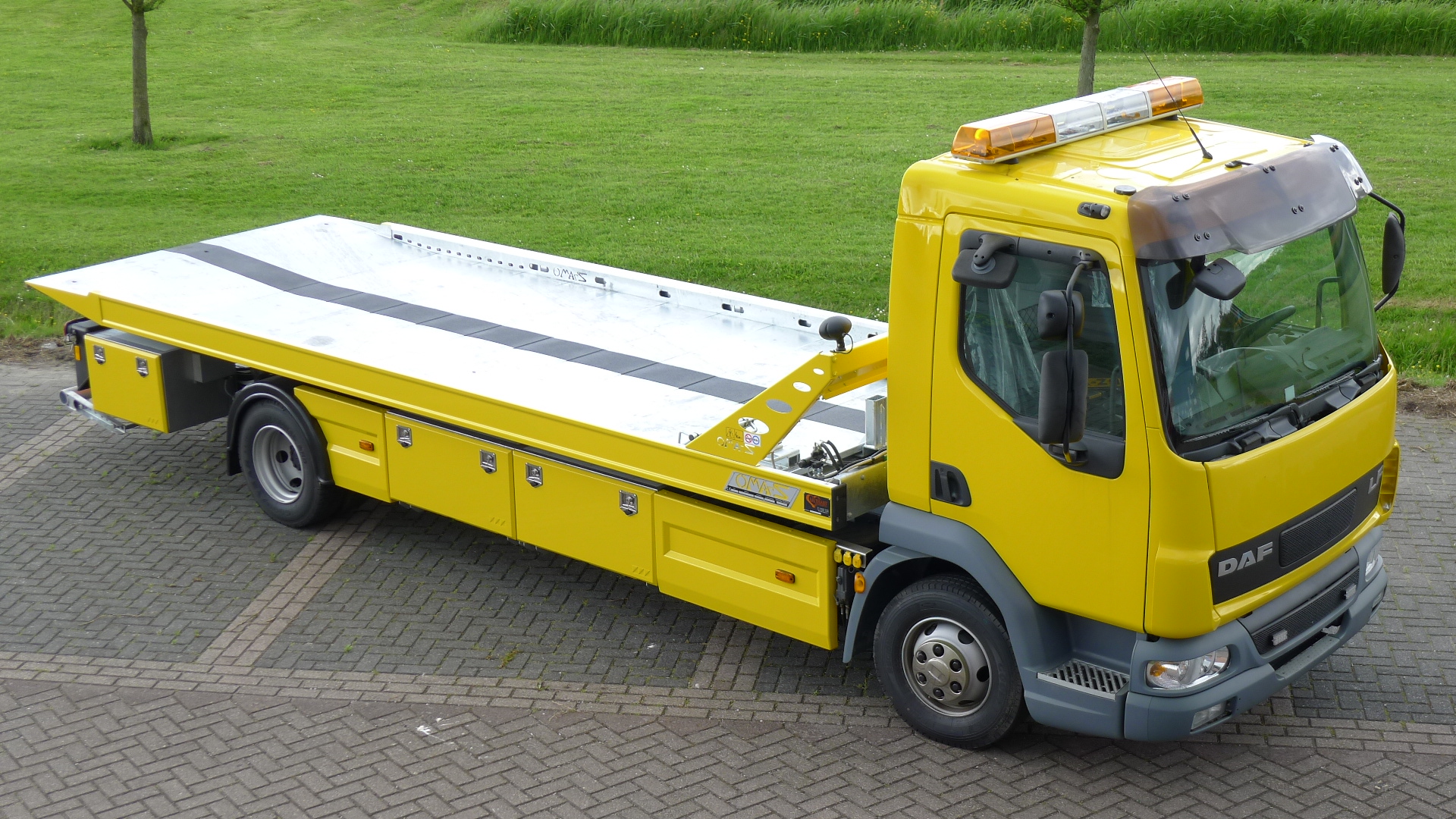 Nieuw uit voorraad te koop, zonder opbouw....