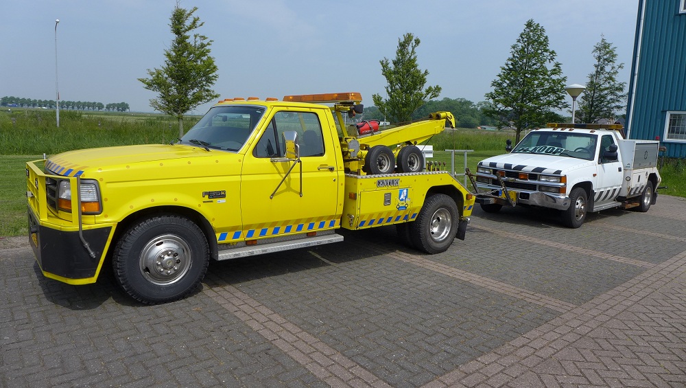 2x te koop bij Ligthart Schagerbrug............