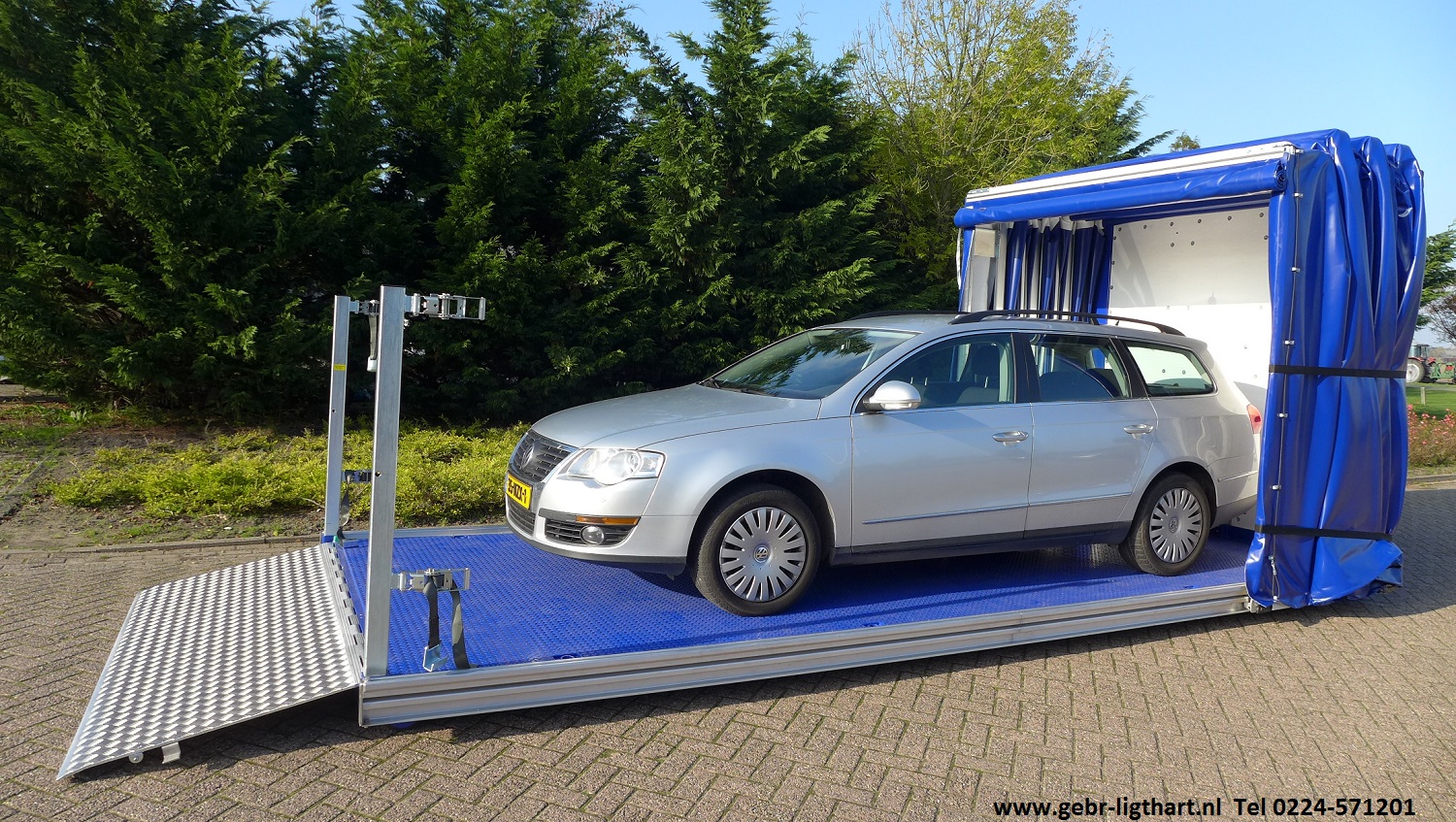 Ligthart Schagerbrug voor bijzonder transport materieel.